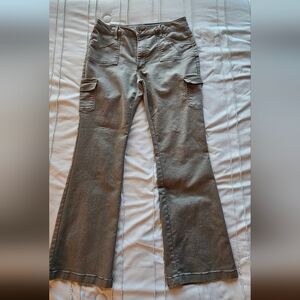No Boundaries Bootcut Stretch Cargo Pants Size 13